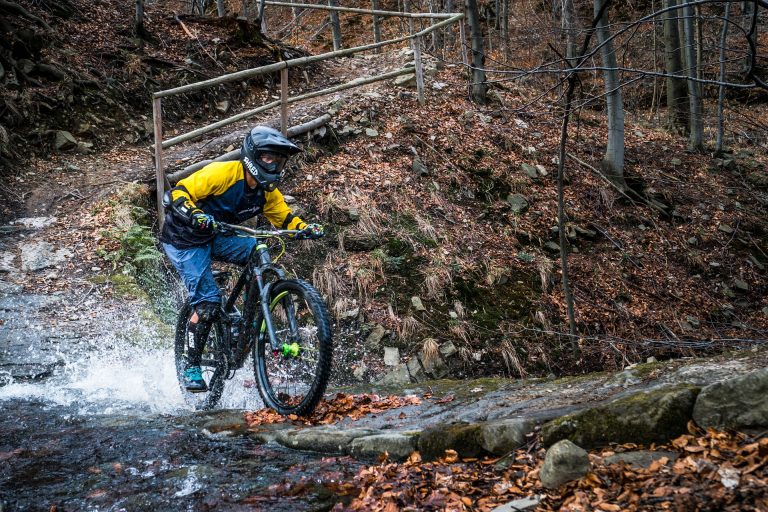 Les meilleures mini pompes à vélo 2022