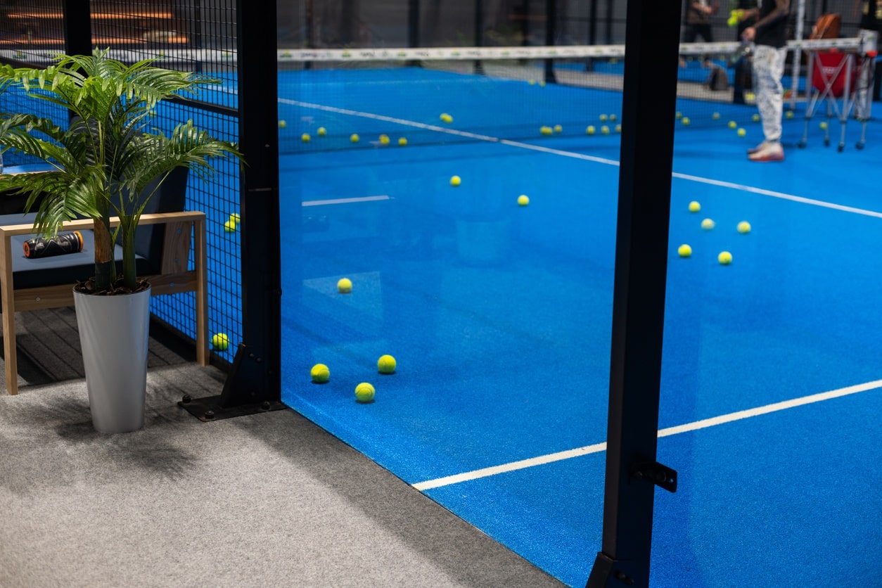 Padel : Pourquoi l'évaluation de son niveau est la clé d'une pratique optimale ?